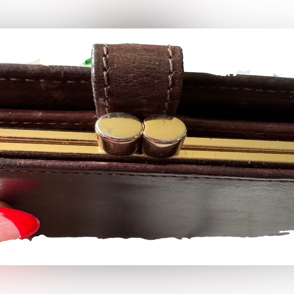 Coach Vintage Kisslock Mahogany Leather Wallet - Picture 4 of 14